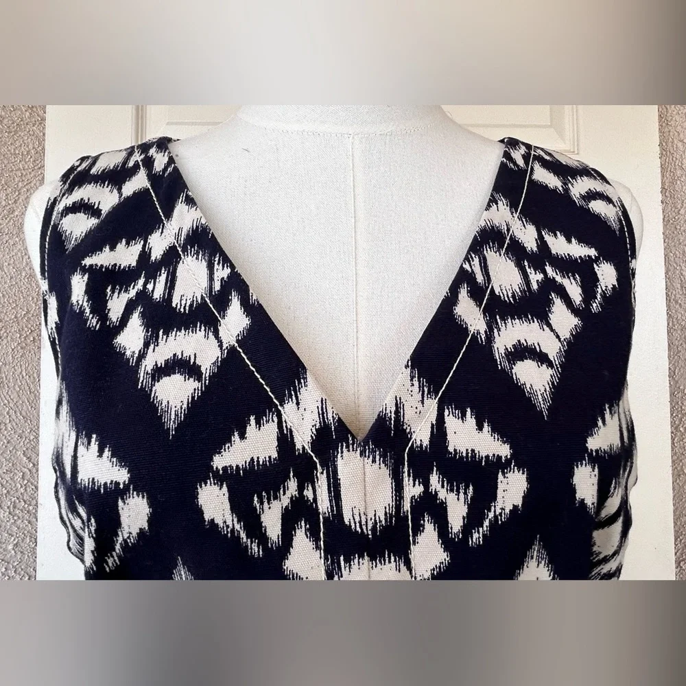 Talbots Women’s Ikat Stretch‎ Dress Sleeveless Size 10 - Picture 2 of 12